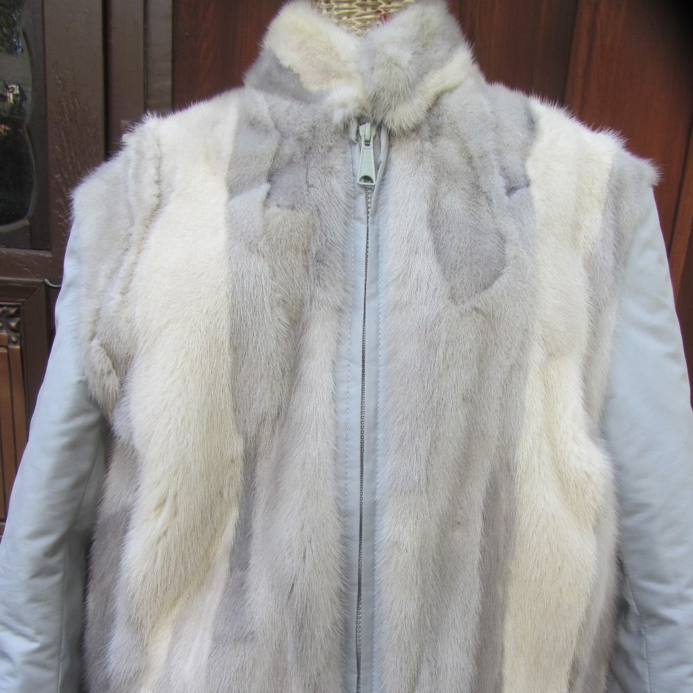 GRAY REVERSIBLE MINK & NYLON BOMBER JACKET SZ S - Picture 4 of 8